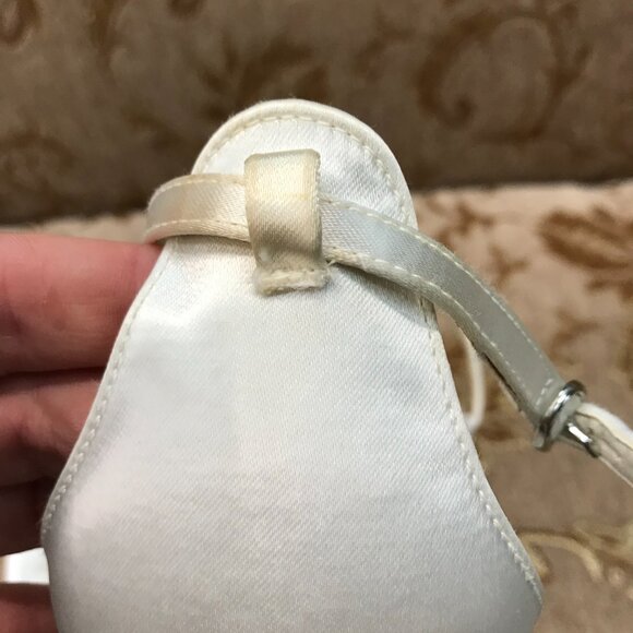 Dye-Able White Satin BLING Toe Thong Sandals, Formal Elegant Wedding Comfortable - Picture 10 of 16